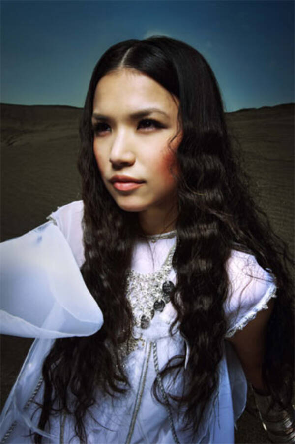 Superflyと天海祐希が新曲コラボ Fjメビューサ 09年5月12日 エキサイトニュース