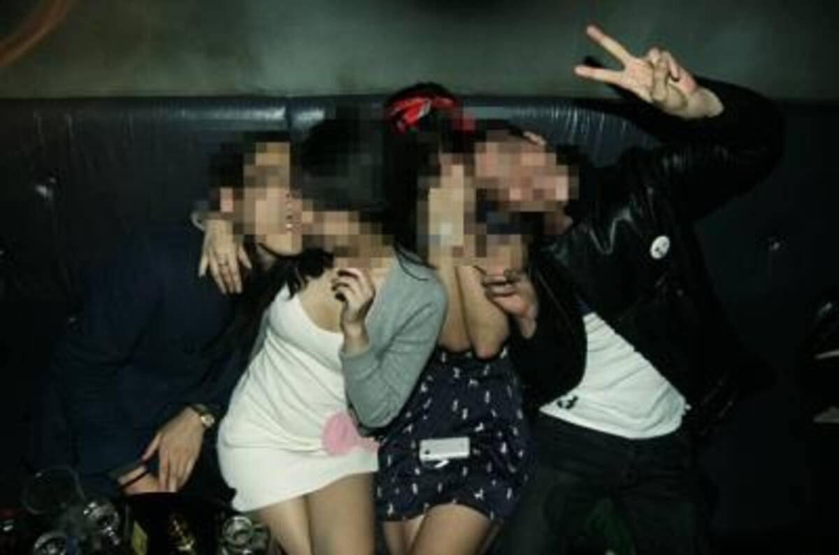 韓流 清潭洞クラブ写真 の中に芸能人 本人全面否定 09年6月4日 エキサイトニュース