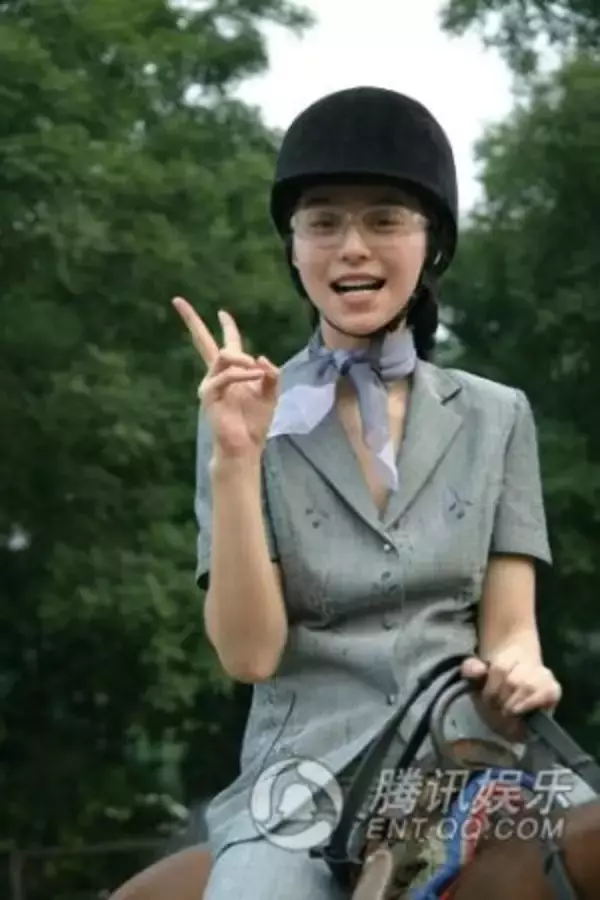 【華流】ファン・ビンビンが“アラレちゃん”に変身！？