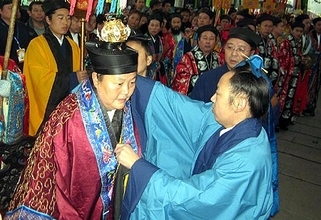 道教2000年の歴史で初の女性“方丈”誕生－武漢市