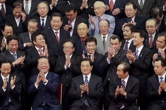 民主・小沢代表団が胡錦濤主席と会談―北京市内・人民大会堂