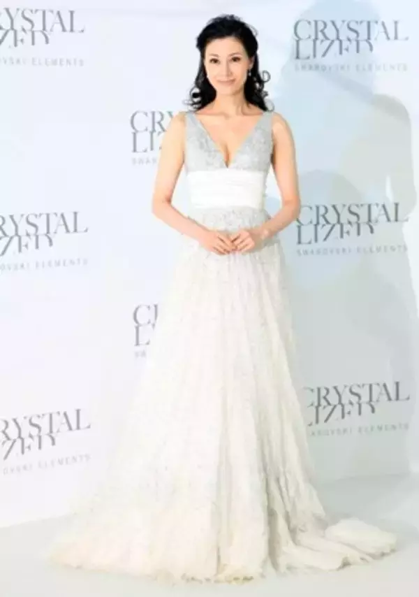 【華流】40歳のミシェル・リー、帝王切開で男児出産