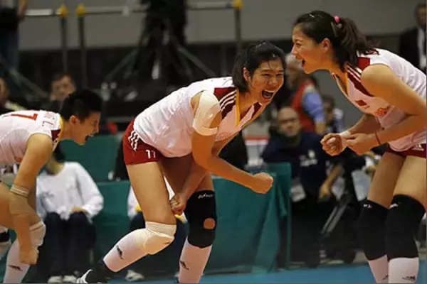 日本に執念の逆転勝利！　「これぞ女子バレー精神」―中国