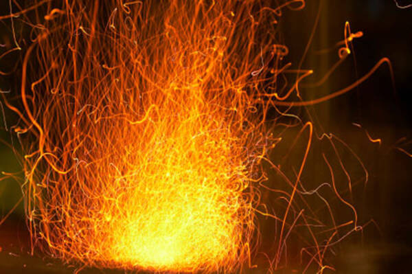 花火工場が爆発 濡れると反応する薬品を雨漏れ倉庫で保管 安徽 12年9月3日 エキサイトニュース