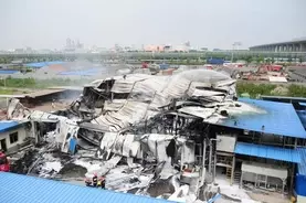 花火工場が爆発 濡れると反応する薬品を雨漏れ倉庫で保管 安徽 12年9月3日 エキサイトニュース