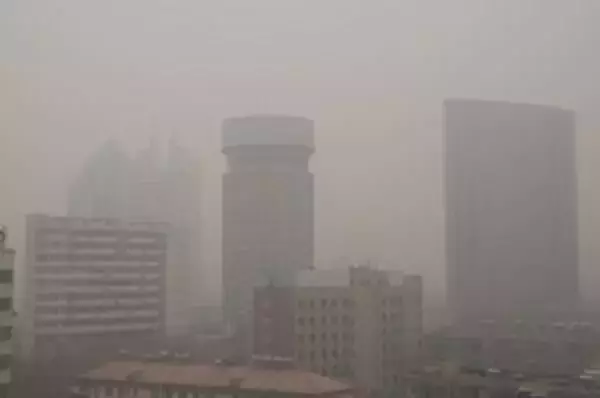 大気汚染スモッグがひどい中国、高速鉄道内に空気清浄機持ち込む市民がついに出現！？