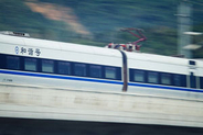 中国自慢の高速鉄道、沿線は「ゴミ捨て場と化していた！」＝中国報道