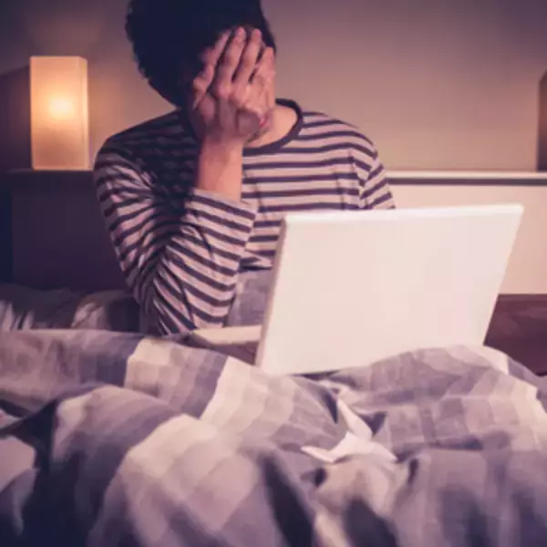 「眠れぬ夜にため息・・・「ああ、中国のカバー曲は日本のオリジナルには完敗だ」＝中国メディア」の画像