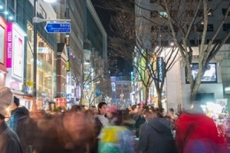 中国人観光客ばかりひいきする韓国の免税店に怒る日本人観光客「歓迎されていない」＝中国メディア