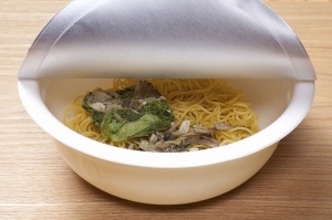 日本で売られているカップ麺のパッケージから、日本人の細やかさや思いやりがひしひしと伝わってきた＝中国メディア