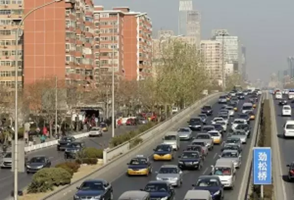 中国で、日本とは比べ物にならないほどひどい渋滞が発生する理由を、合理的に考えてみた＝中国メディア
