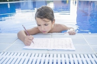 夏休みの宿題を１日で終えた日本の中学生に、中国ネット民は涙目・・・なぜ？　