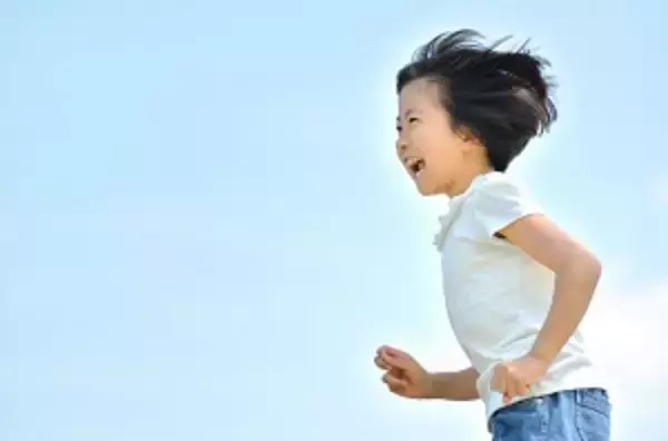 日本では「小学３年生から化粧を始める女の子もいるらしい」と驚き＝中国