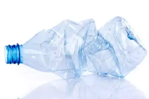 日本旅行でペットボトルのラベルを剥がしてビックリ！　日本のこういう所は凄いと思った＝中国メディア