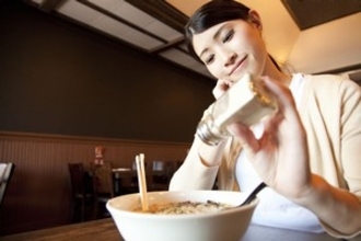 私が思う日本社会の怖いところ、それは女性が気軽に「ひとり飯」できないことだ！＝中国メディア