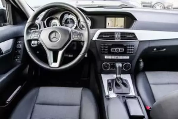 日系車は「見た目はかっこいい」、「しかし車内に入ると失望する」＝中国