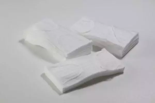 日本旅行の中国人親子、観光予定キャンセルして品薄のマスクを２日間買い漁る