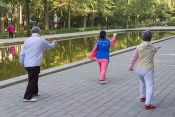 高齢でも働き続ける日本人、「我々は同じ働き方ができるだろうか」＝中国