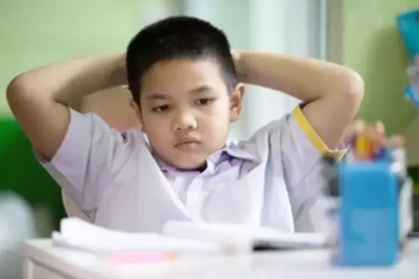 宿題漬けの中国の子どもたち、保護者の３／４が「家庭教育が改善必要」と回答＝中国メディア