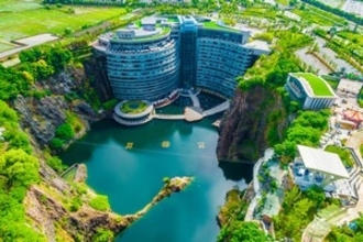 旧日本軍が使った採石場の大穴に作られたホテルは「世界レベルの宝だ」＝中国