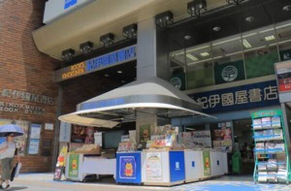 営業再開した東京の大型書店 市民が行列を作ってまで買い求めたのは 中国メディア 年5月11日 エキサイトニュース