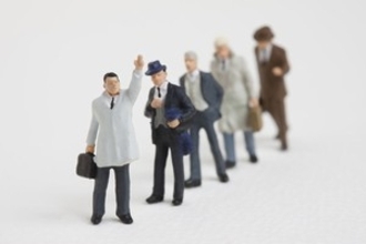 「教育の賜物」だ！　秩序を守って静かに列に並べる日本人＝中国報道