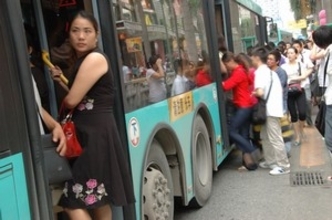 日本の公共バスはこんなにも「乗客に優しい」、これぞ「サービス業の鏡」＝中国
