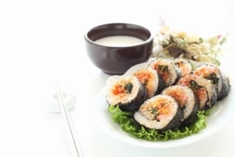 日本の「海苔巻き」と韓国の「キムパプ」って同じじゃないのか？　なぜ名前が違うんだ＝中国