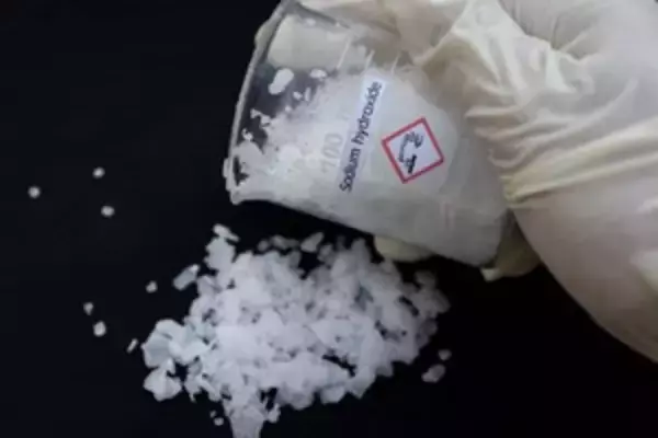 【深センＩＰＯ】水酸化カリウム製造の華融化学、初値は公開価格を９３．５４％上回る