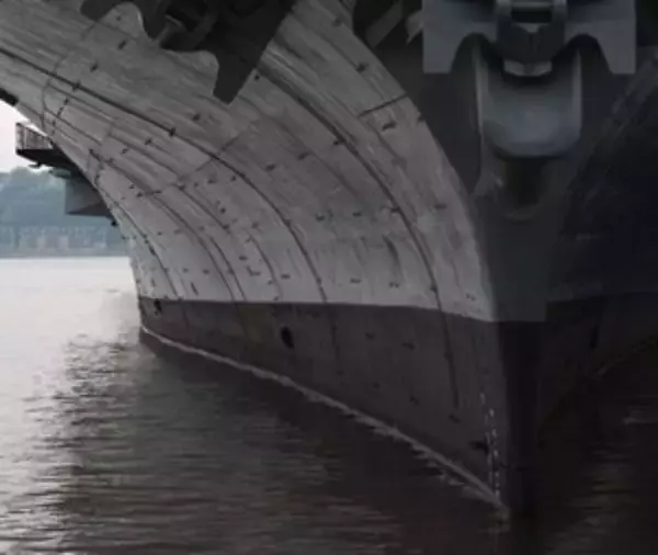 中国ネット騒然！　日本の護衛艦までもが中国空母と「並走」していた