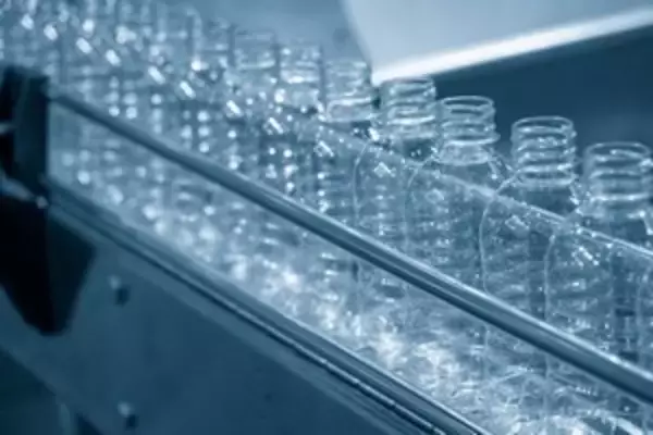 【深センＩＰＯ】飲料ボトル用ＰＥＴ製造大手の万凱新材料が１７日に公募開始、８５８５万株を発行予定