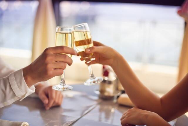 デートで役立つ会話術＆盛り上がる話題・ネタ35選！