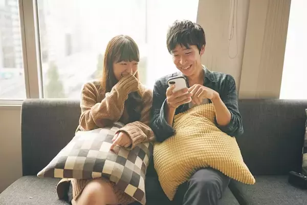 「【夢占い】元カノが夢に出てくる意味・心理とは。復縁・未練の暗示？」の画像