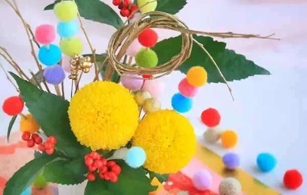 「好印象な「あけおめLINE」のコツ！相手別に例文付きで解説」の画像