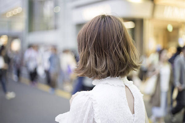 視線を感じる これって好きってこと 視線に隠された心理とは 年8月18日 エキサイトニュース