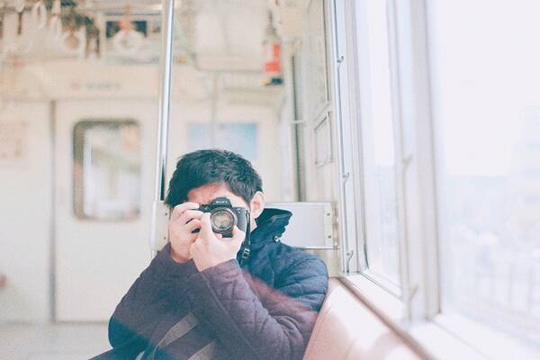 雰囲気イケメンとは 女性にモテる理由や特徴 なる方法も解説 21年7月8日 エキサイトニュース