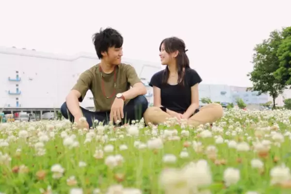 「遠距離恋愛から結婚するために！障壁と乗り越え方のポイント」の画像