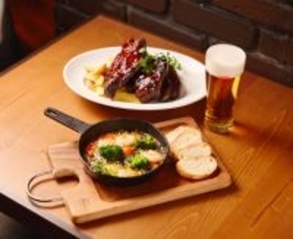 “冷え”徹底追求の「スーパードライ」 辛口のうまさ際立つ一杯を アサヒ本社横にコンセプト店