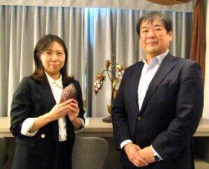 ロッテ、農園などに放置・廃棄されがちなカカオの実を活用　かわいらしい形状に新たな価値創出して産地と消費者をつなぐ