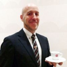 イタリア発コーヒーブランド「illy」、ヒルトン東京ベイで採用 よく合うメニューで宿泊客と地元に愛されるカフェへ