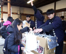 大阪海苔組合 天満宮で節分チャリティ