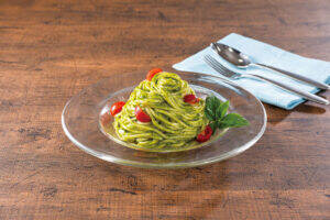 シマダヤ「流水麺」若年層開拓へ 「♯秒速サラダめん」アピール