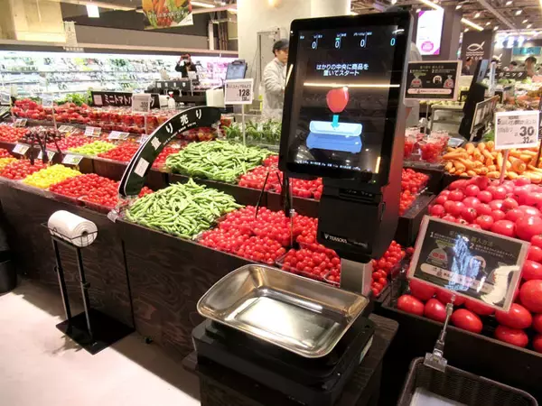 「イオンモール津田沼 South」 最新ノウハウで食品売場も体験型に イメージ刷新、仏デザイナーとコラボ