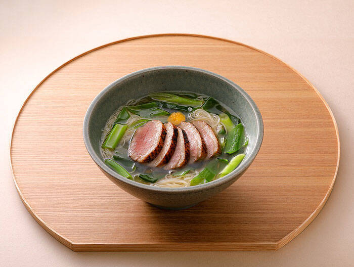 三輪素麺、都市型店舗で発信 マル勝髙田商店「てのべたかだや 北浜茶寮」オープン