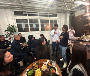 繋げる、繋げる、繋げる  たこ焼きコミュニケーション足掛かりに  TKO・木本武宏さんが次のフェーズへ