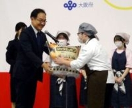 食育推進全国大会 大阪で開催 吉村知事らが調理実演も