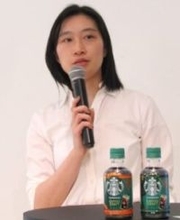 スターバックス濃縮飲料が日本初登場　「自宅でカフェのカスタマイズ体験」で差別化　コーヒーをアイスで飲む若年層の増加に勝算