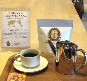 タリーズ唯一の店内焙煎店　焙煎や豆へのこだわりを「見て、知って、味わう」体験の場　タリーズのブランド価値を一貫して体現