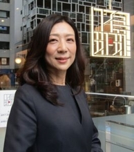 コーヒーに南部鉄器で沸かした白湯　世界唯一無二のカフェチェーン志向する上島珈琲店　ダブルネルドリップコーヒーの魅力深耕