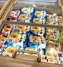 冷凍麺、需要拡大続く コメ代替・コスパ志向が追い風 夏の猛暑対策で新提案